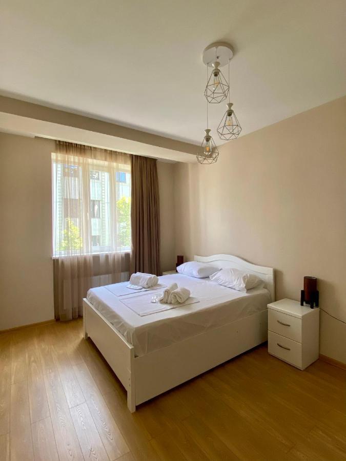 Liberty Apartment Tbilisi ภายนอก รูปภาพ