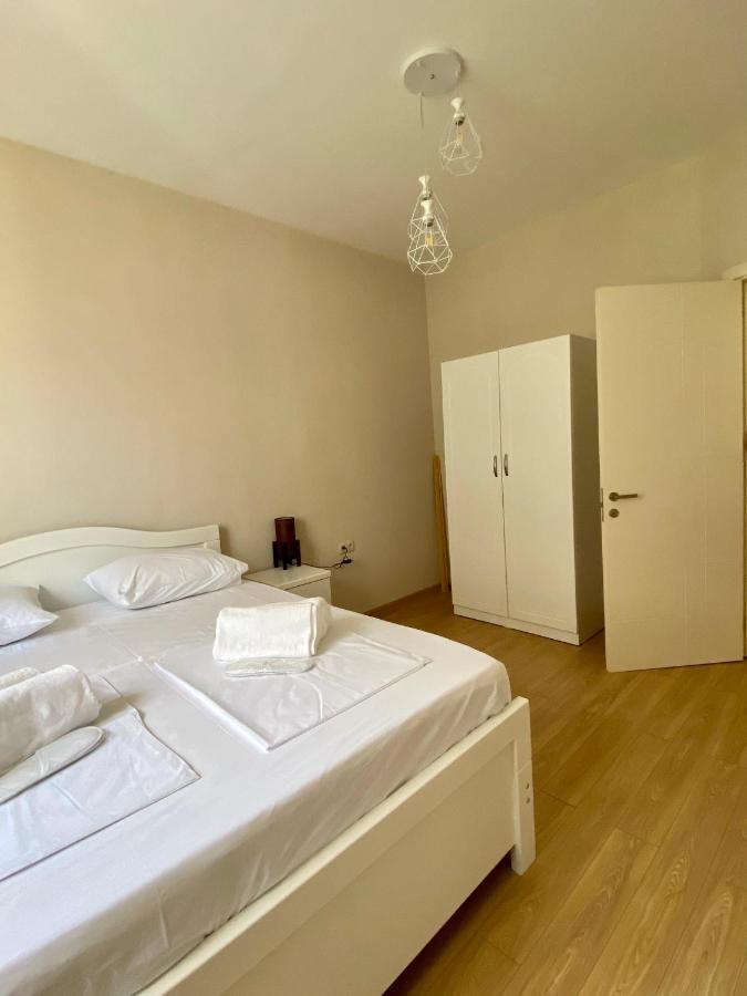 Liberty Apartment Tbilisi ภายนอก รูปภาพ